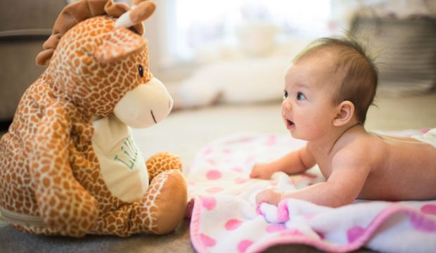 Karın üstü egzersiz (Tummy time)