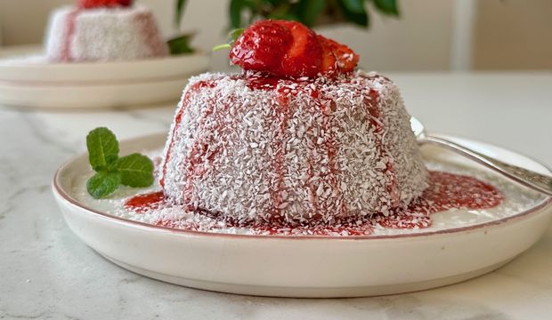 Reçelli sütlü irmik tatlısı nasıl yapılır?