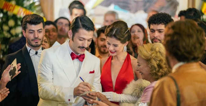 Çağan Irmak'ın yeni filmi Sevda Mecburi İstikamet'ten teaser yayınlandı