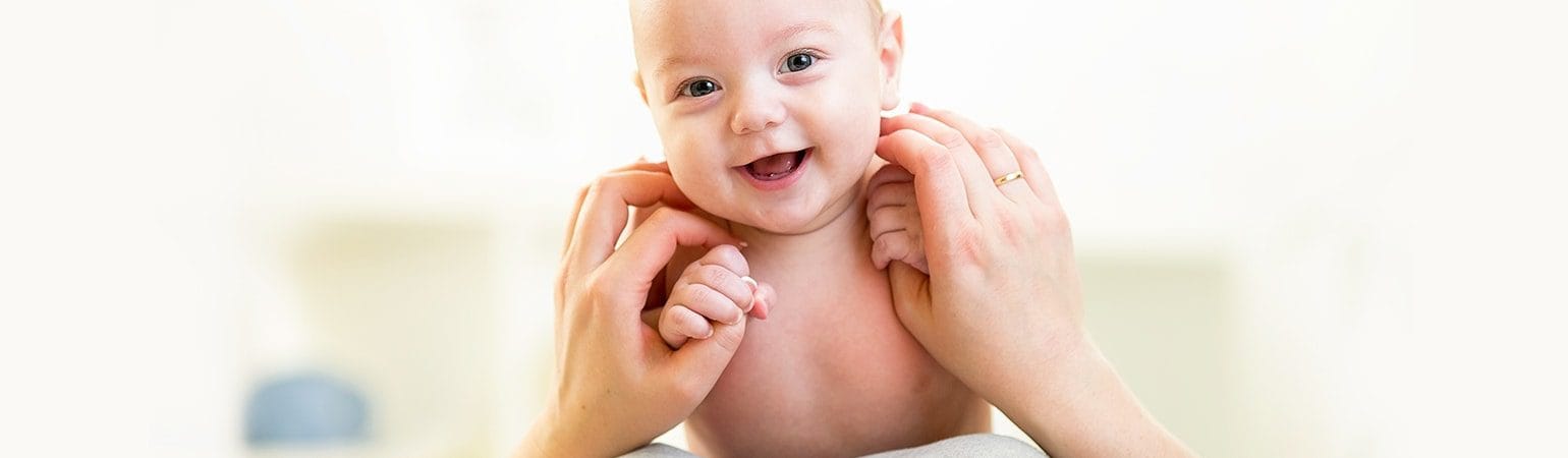 Bebeklerin İlk Gülücükleri ve Sesleri