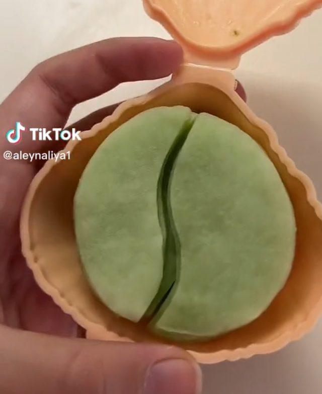 Düzenli kullanınca göz altı morluklarını ve şişliklerini yok ediyor! TikTok'ta trend olan tek malzemeli göz altı maskesi tarifi