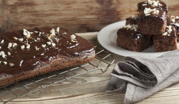 Sıcacık fındıklı browni tarifi